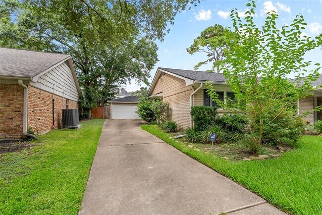 Building Photo - 5322 Rutherglenn Dr