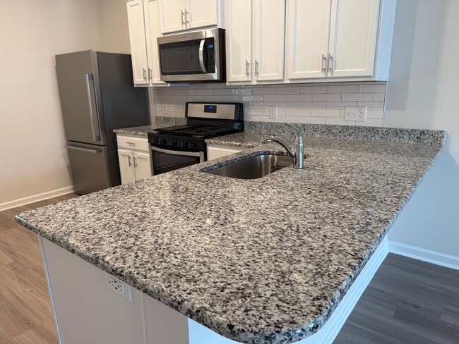 Building Photo - 1508 Independence Blvd