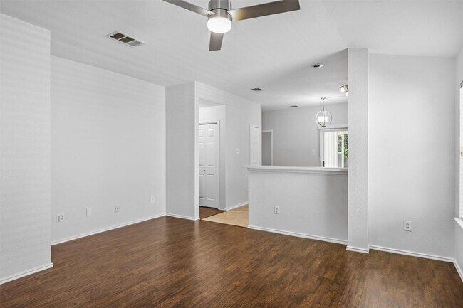 Building Photo - 437 Sweet Leaf Ln