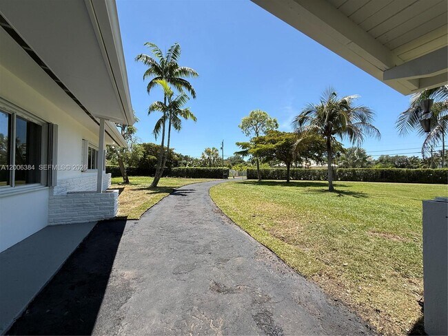 Building Photo - 15395 SW 272nd St