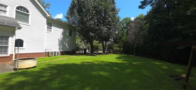 Building Photo - 5770 Orouke Rd