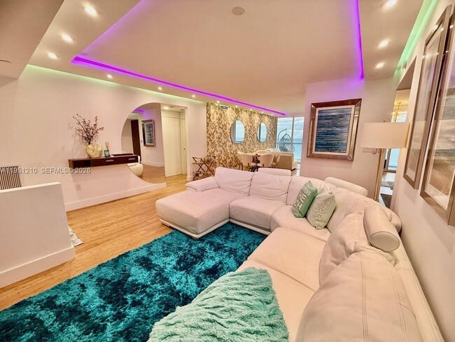 Building Photo - 6365 Collins Ave