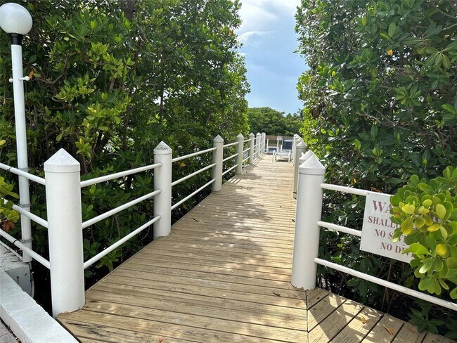 Building Photo - 3601 S Ocean Blvd