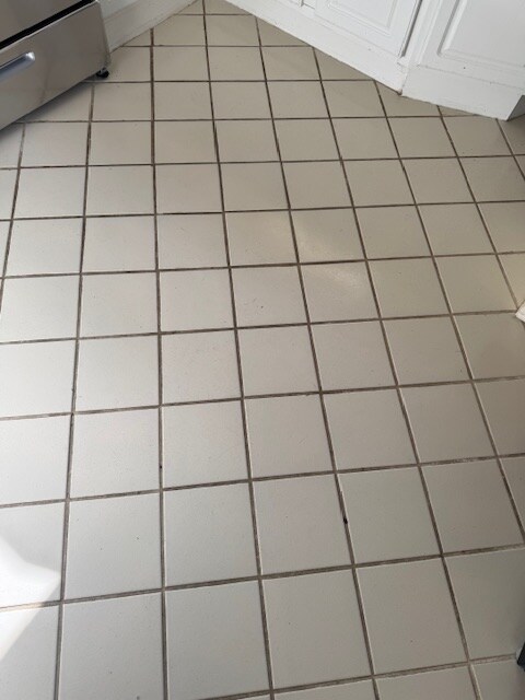 Building Photo - 301 Allen St