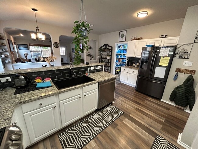 Building Photo - *COMING SOON* Spacious Single-Story Home with Bonus Room & Community Amenities!