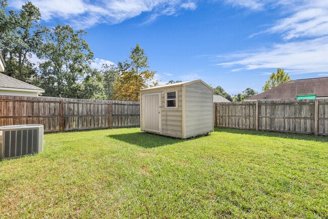 Building Photo - 4 Expedition Way