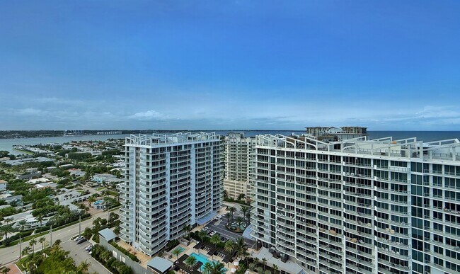 Building Photo - 3000 N Ocean Dr