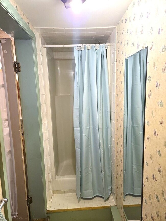 Building Photo - 115 S Potomac St