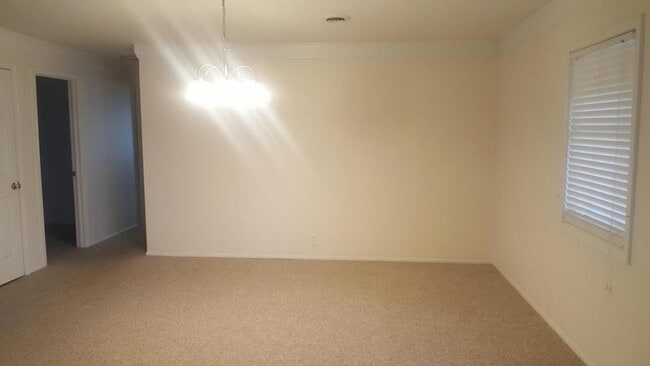 Building Photo - 8072 W Van Hook St