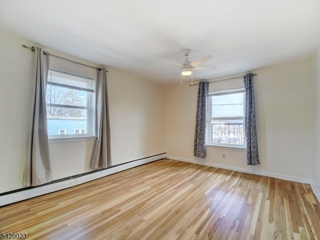 Building Photo - 741 Bloomfield Ave