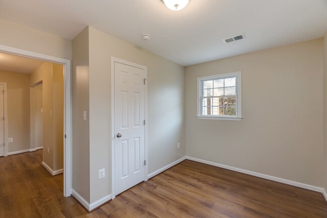 Building Photo - 9202 Douglas St