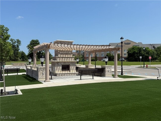 Building Photo - 203 Park Dr