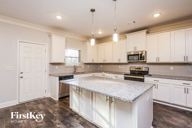 Building Photo - 283 Braselton Farms Dr