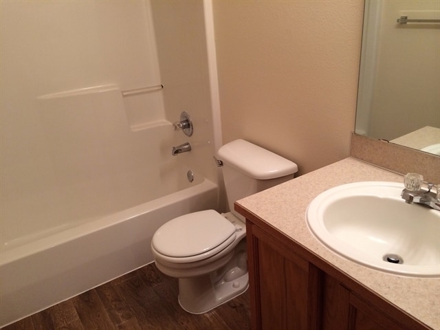 Building Photo - 1107 202nd St E