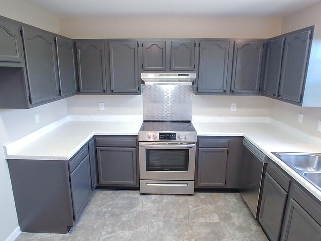 Building Photo - 3905 Hillside Terrace Ln