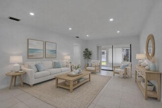 Building Photo - 315 NW 36th Ave