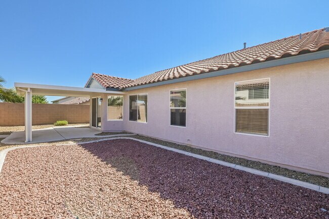 Building Photo - 176 Sandhill Crane Ave