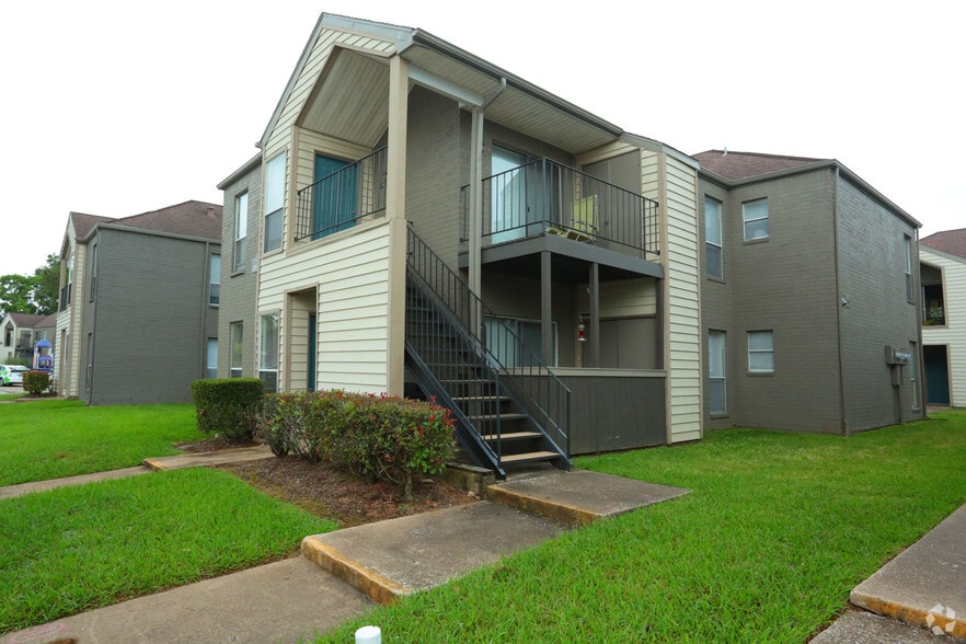 Calder Square League City, TX Apartment Finder
