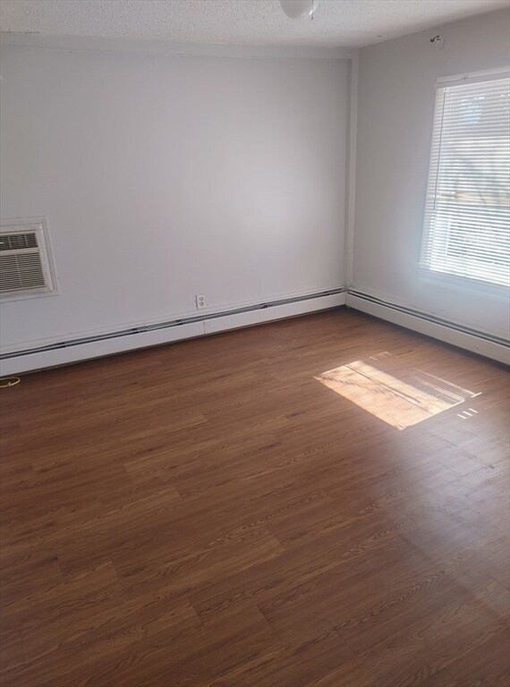 Building Photo - 65 Curve St