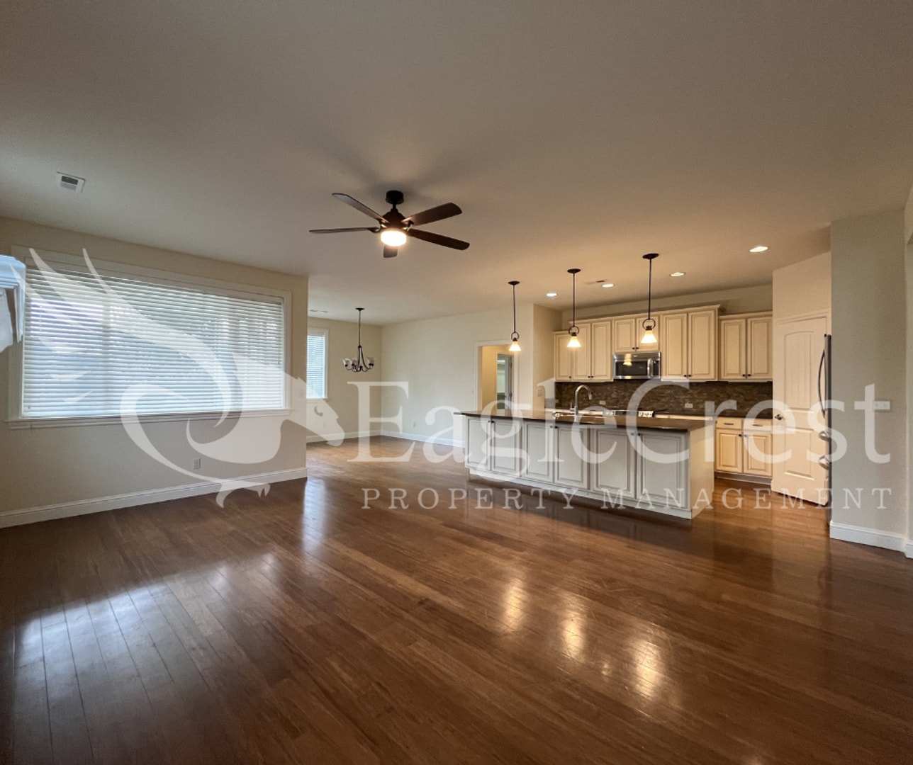 Building Photo - Spacious & Stylish 3-Bedroom Home in a Charming Neighborhood Near Walking Paths