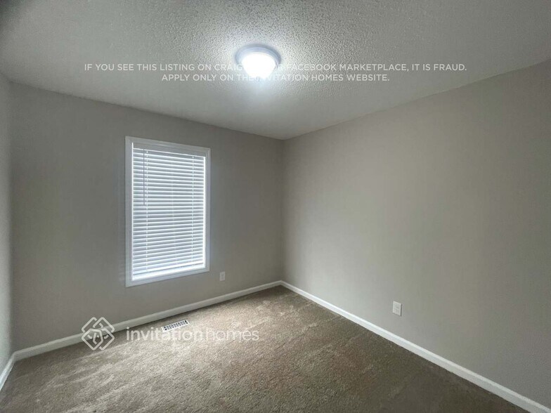 Building Photo - 304 Ivy Brook Dr