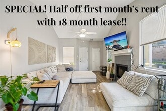 Building Photo - 1215 Gingerlily Cove