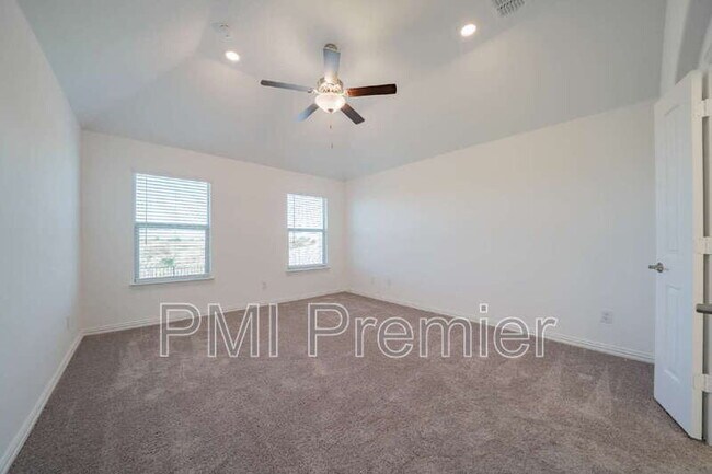 Building Photo - 14817 Equine Trail