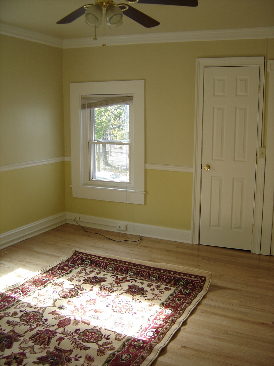 Building Photo - 124 College Pl