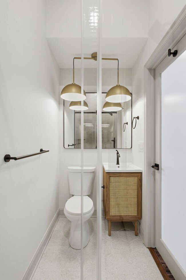 Building Photo - 4695 N 16th St