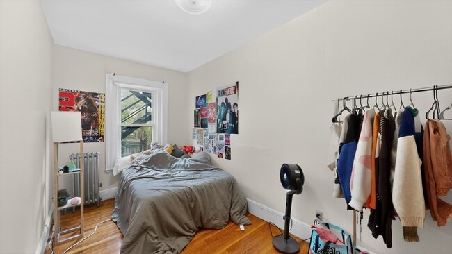 Building Photo - 1071 Beacon St