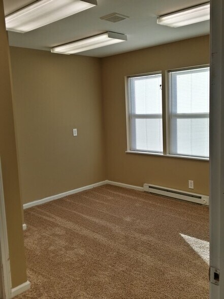 Building Photo - 4316 Caledonia Avon Rd