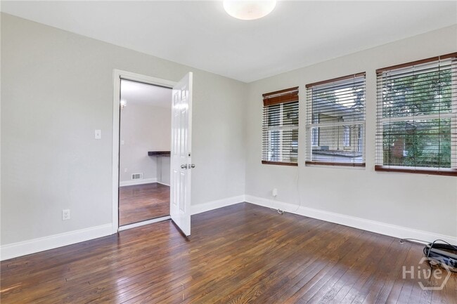 Building Photo - 5215 Habersham St