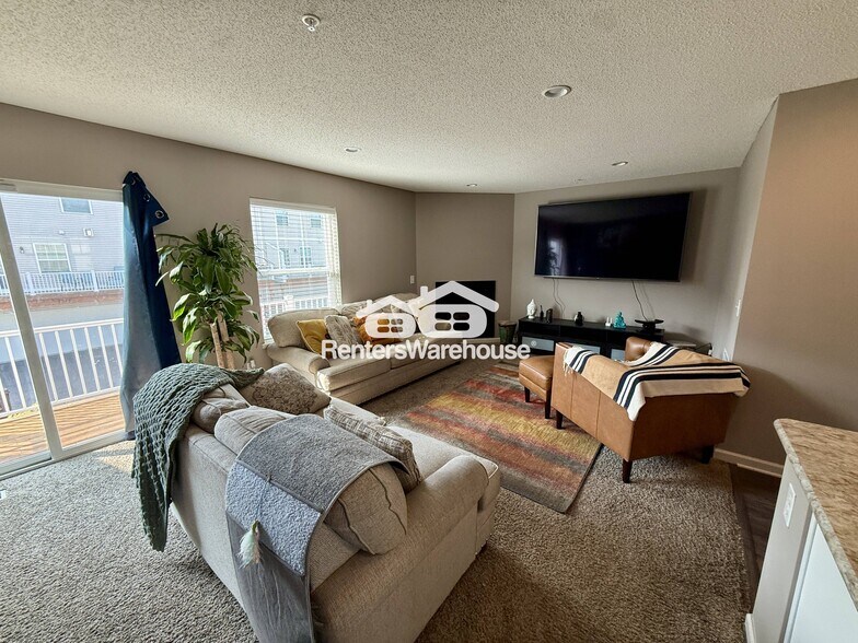 Building Photo - 7344 146th Ave NW