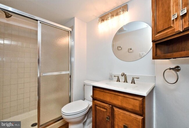 Building Photo - 1401 Society Pl