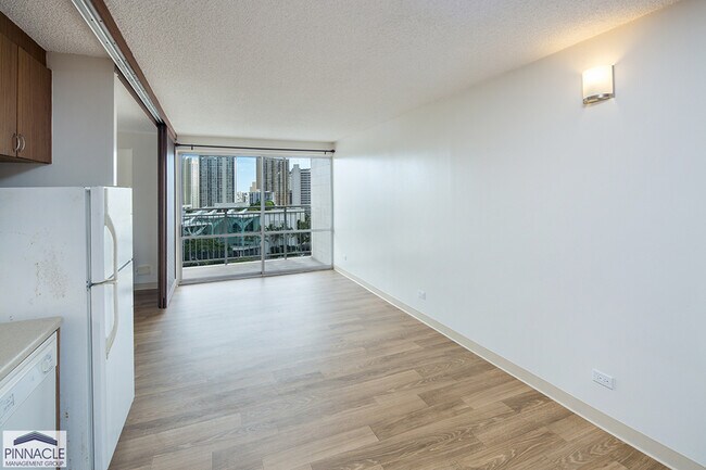 Building Photo - 1655 Makaloa St