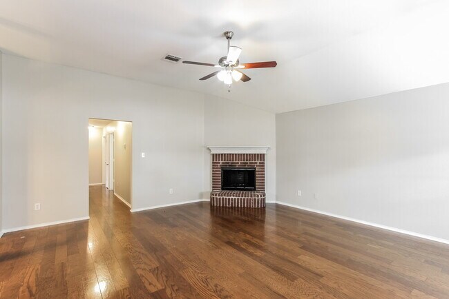 Building Photo - 1009 Crooked Creek Ct