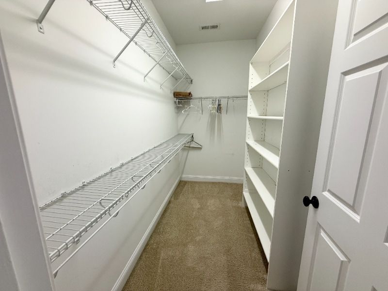 Building Photo - 1102 Kinloch Dr