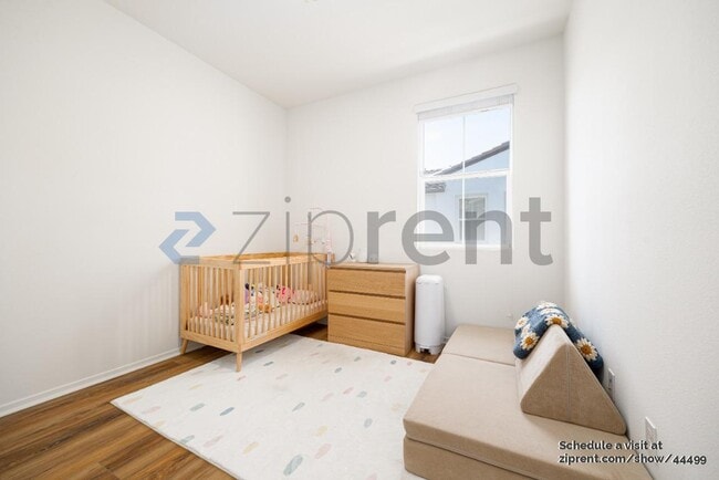 Building Photo - 444 Atlas Gln
