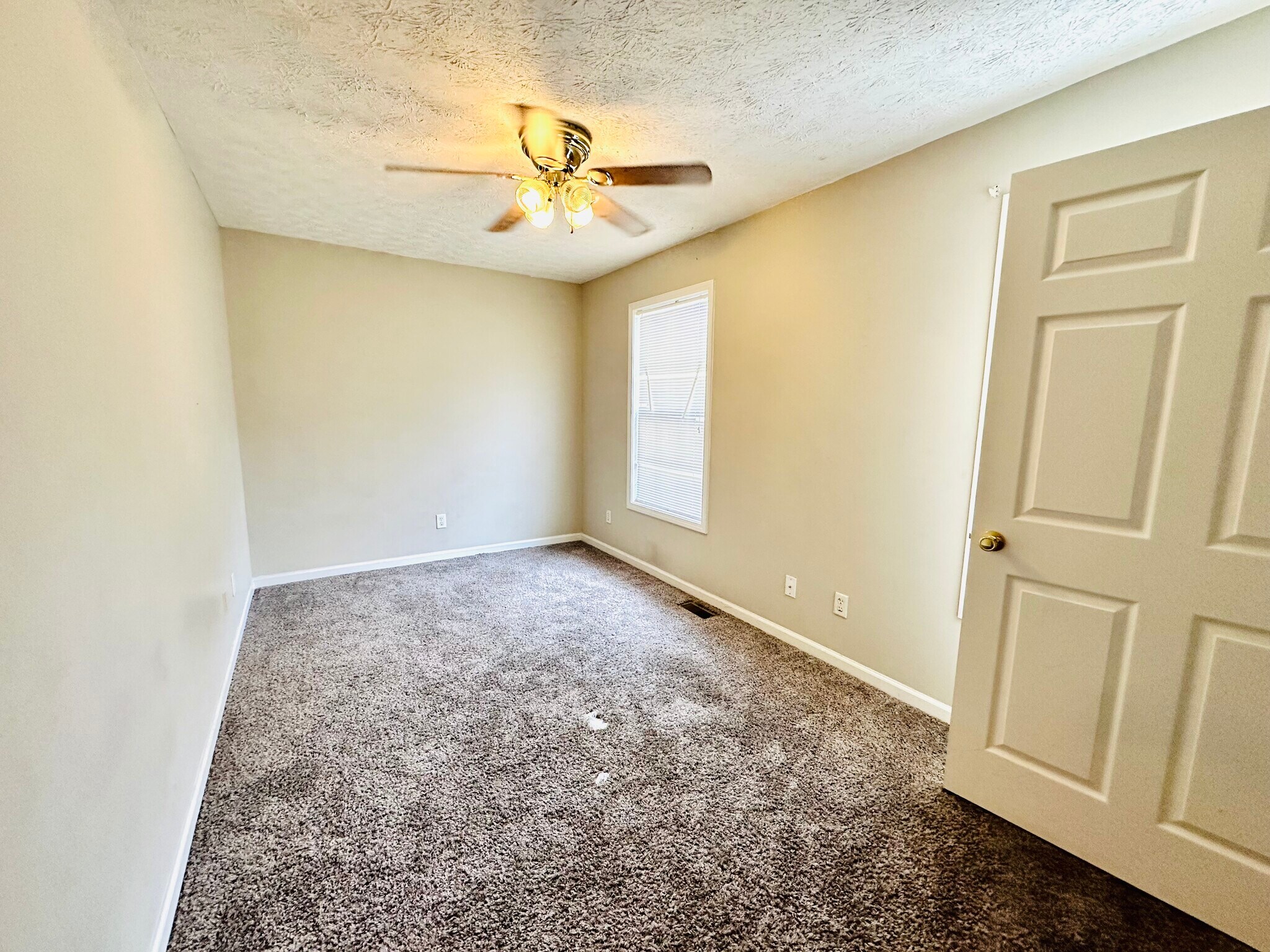 Building Photo - 1705 Stratton Ct