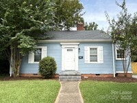 Building Photo - 3017 Hudson St