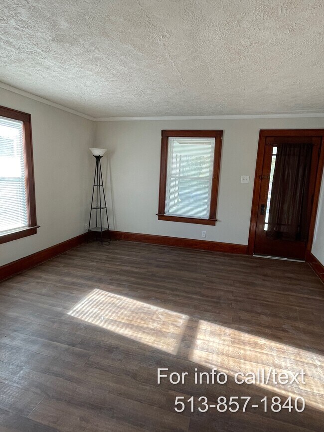 Building Photo - 12 Highland St