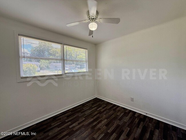 Building Photo - 4623 Suffolk Ave