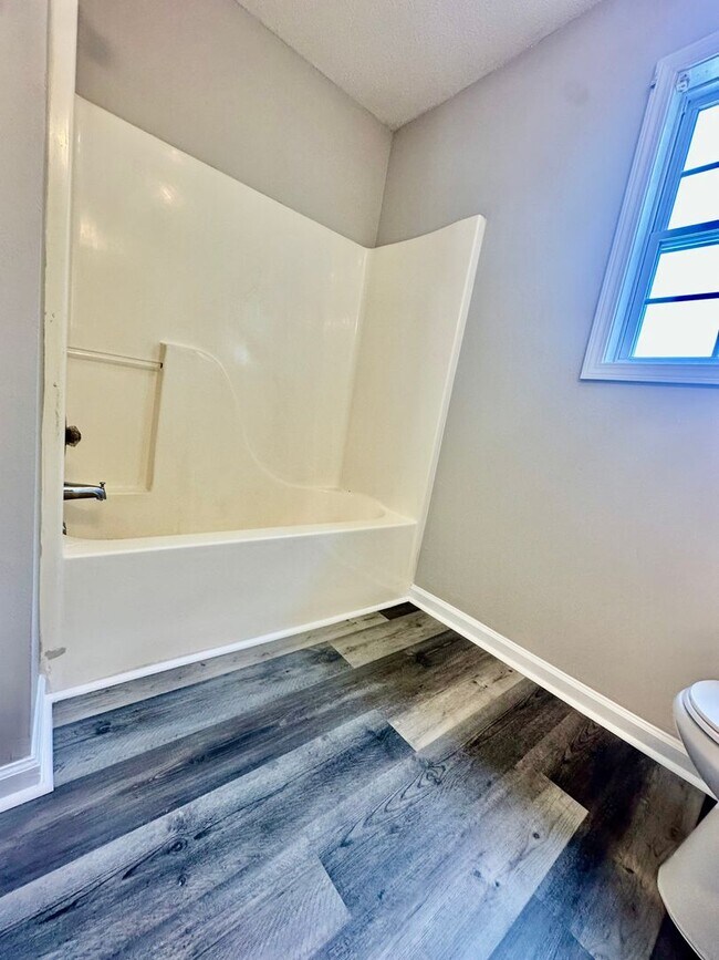 Building Photo - Villa Rica Rental