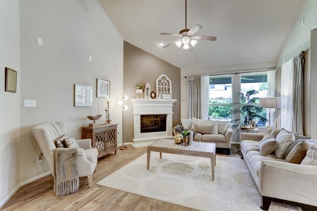 Building Photo - 24714 Crystal Leaf Ln