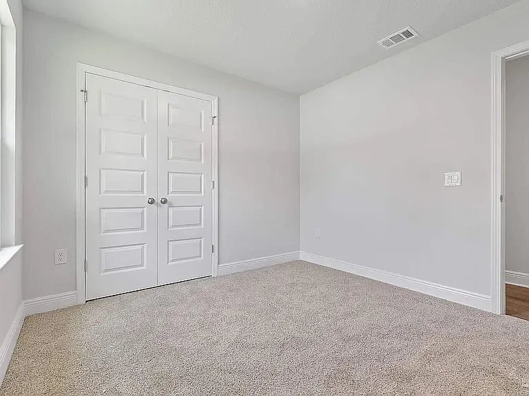 Building Photo - 8418 Cherry Ave