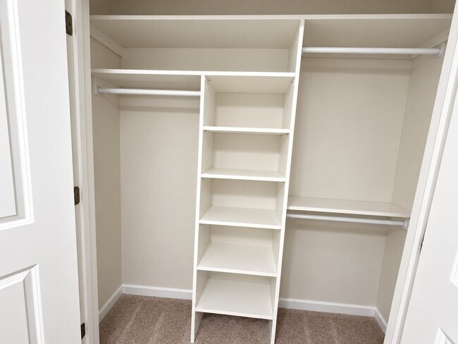 Building Photo - 515 Catalina Grande Dr