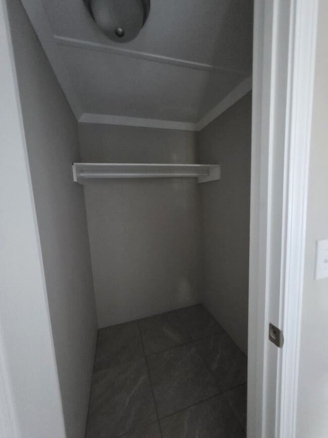 Building Photo - 126 Buckeye Ct