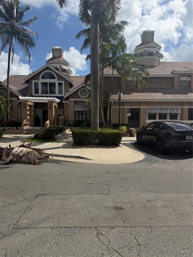 Building Photo - 15680 SW 106th Ln