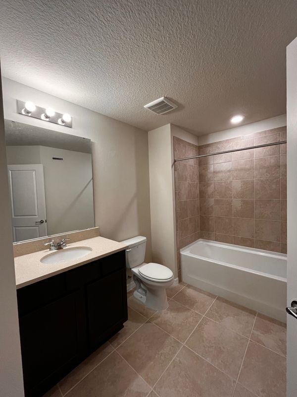 Building Photo - 4508 Sparkling Shell Ave