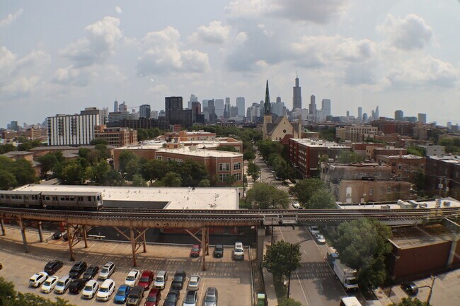 Building Photo - 100 N Hermitage Ave